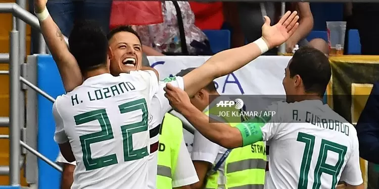 Chicharito celebrando su primer gol en Rusia 2018 Chicharito celebrando su primer gol en Rusia 2018