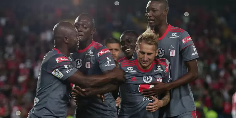Jugadores del América celebrando