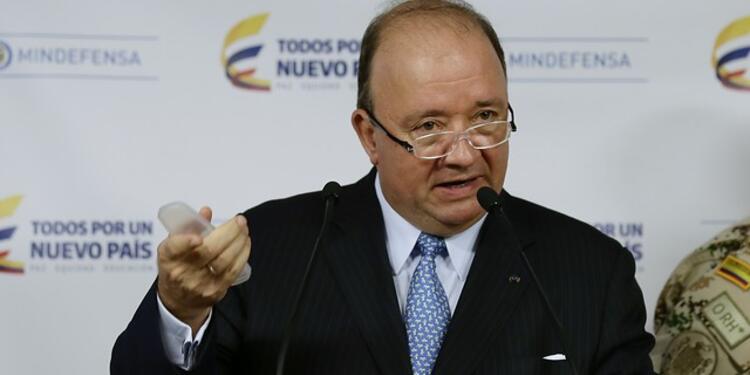 Luis Carlos Villegas, ministro de Defensa