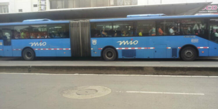 Bus del Mio en Cali