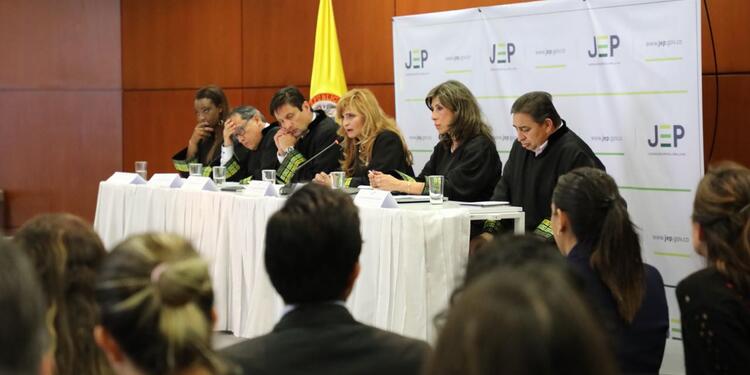 Audiencia en la JEP Audiencia en la JEP