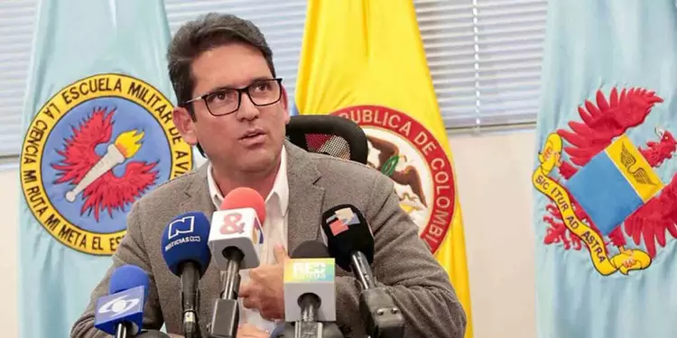 Zuluaga estuvo al frente de la cartera durante diez meses Zuluaga estuvo al frente de la cartera durante diez meses