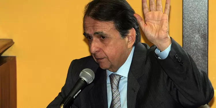 ALBERTO SANTOFIMIO