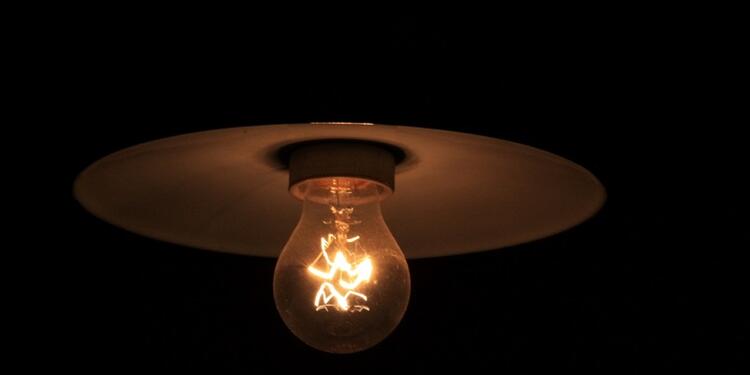 Bombilla, poca luz