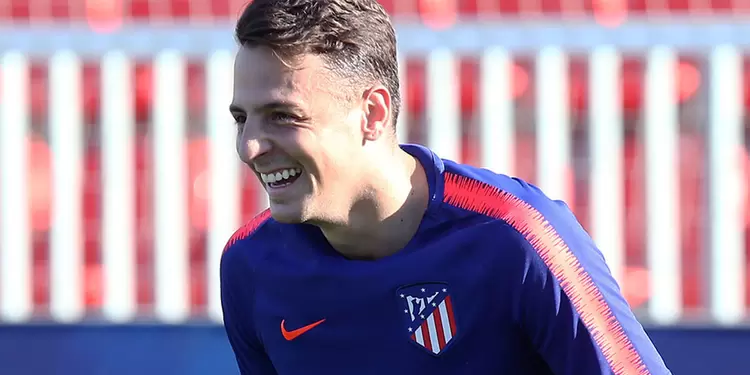 Santiago Arias en uno de sus primeros entrenamientos con el Atlético de Madrid