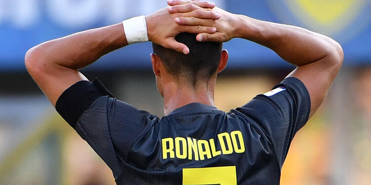Cristiano Ronaldo debutando oficialmente con la Juventus en la primera fecha del Calcio