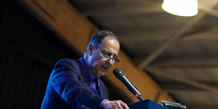 Juan Camilo Restrepo cuestiona voluntad de paz del ELN