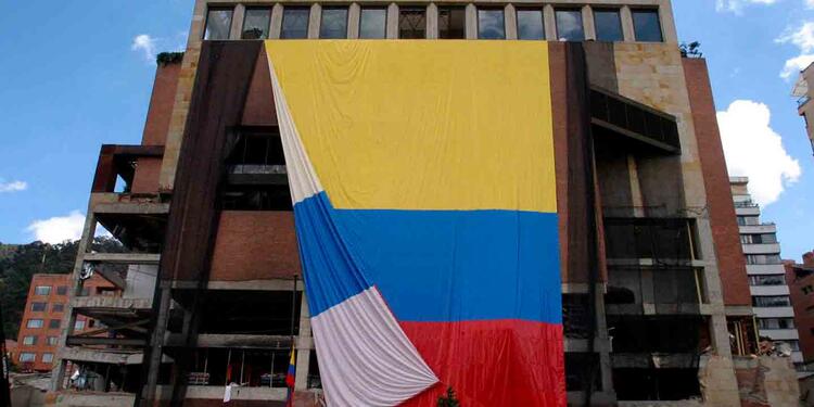 El Club El Nogal, en Bogotá, el 8 de febrero de 2003, un día después del atentado