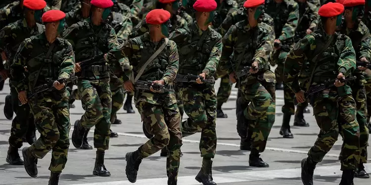 Soldados de la guardia Venezolana