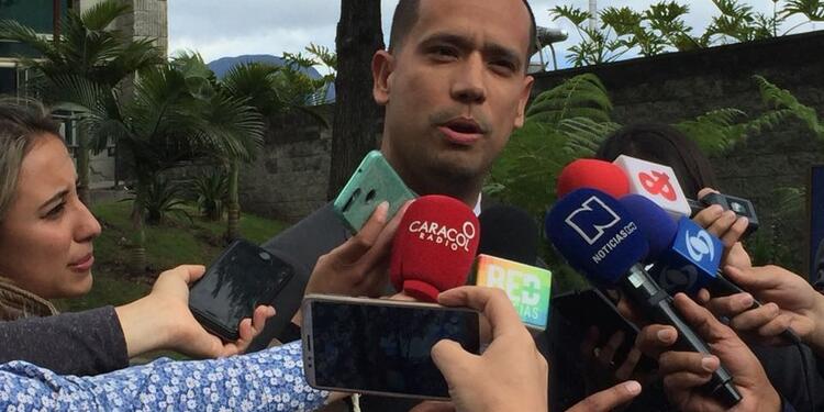 Diego Cadena, abogado de Álvaro Uribe, en la Fiscalía