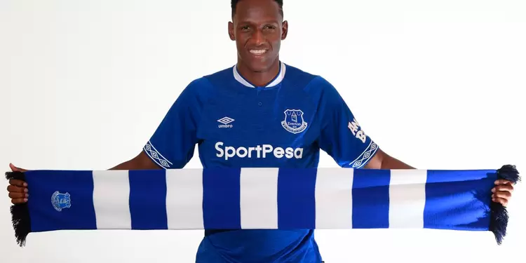 Yerry Mina como nuevo jugador del Everton