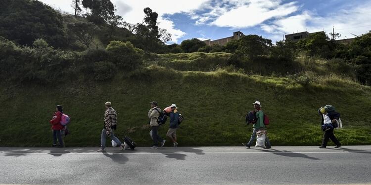 Venezolanos en la vía Panamericana.
