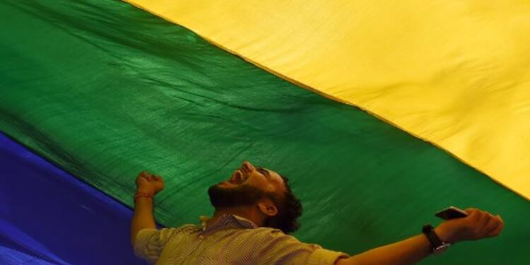 DESPENALIZACIÓN DE LA HOMOSEXUALIDAD EN LA INDIA