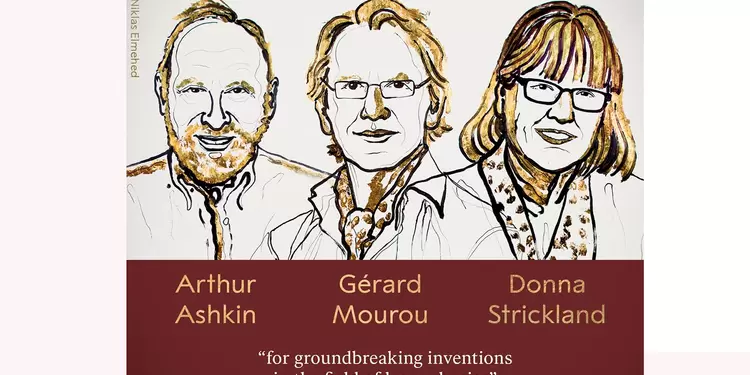El estadounidense Arthur Ashkind, el francés Gerard Mourou y la canadiense Donna Strickland