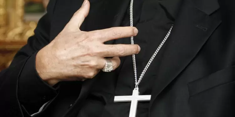 Sacerdote Sacerdote