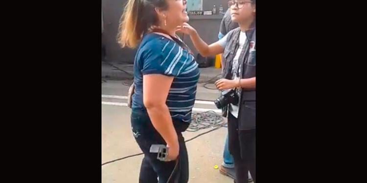 La madre en busca de su hijo durante las marchas estudiantiles en Bucaramanga