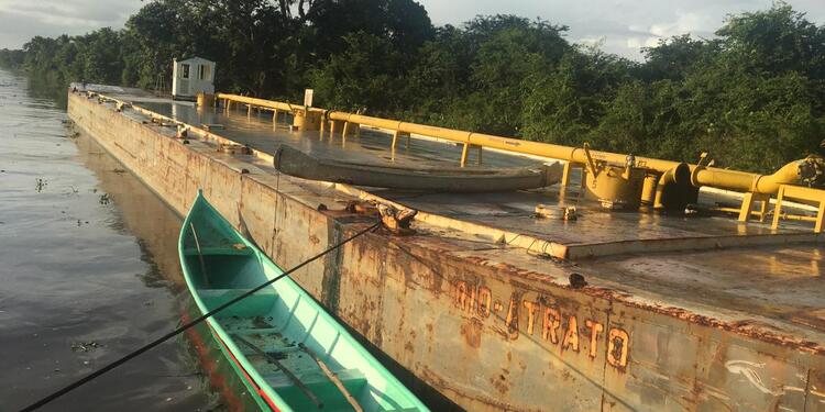 Buzos especializados de la Armada Nacional iniciaron la búsqueda de la persona desaparecida