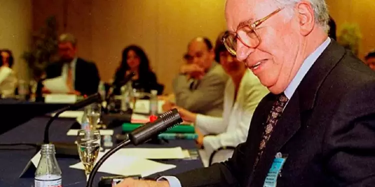 Belisario Betancur Belisario Betancur falleció a los 95 años.