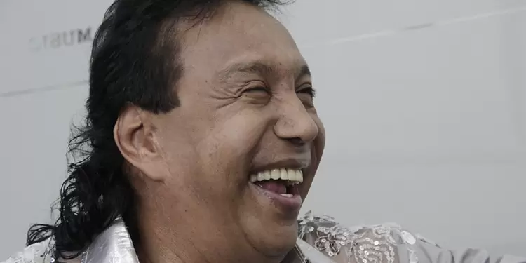 Diomedes Díaz Diomedes Díaz murió el 22 de diciembre del 2013 por un infarto.