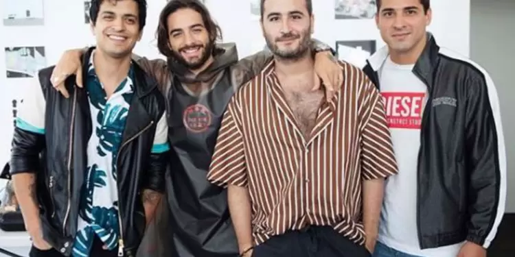 Reik y Maluma interpretan Amigos con derechos