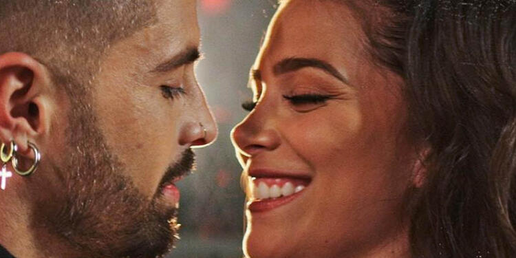 Greeicy y Mike Bahía