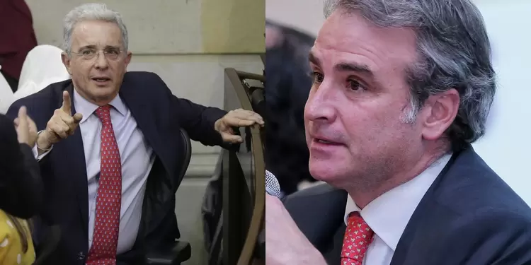Álvaro Uribe y Pablo Felipe Robledo, en duro enfrentamiento Álvaro Uribe y Pablo Felipe Robledo, en duro enfrentamiento