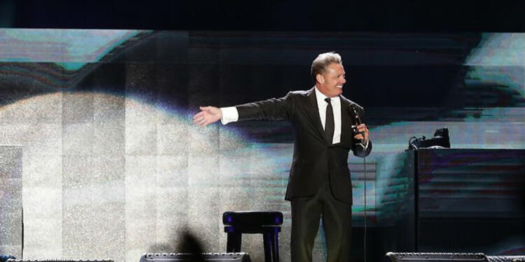 Luis Miguel en concierto en El Campín Luis Miguel en concierto en El Campín