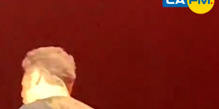 Luis Miguel durante su concierto en Panamá