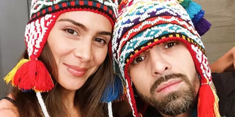 Los cantantes reportaron a través de redes sociales que ya se encuentran en Colombia.