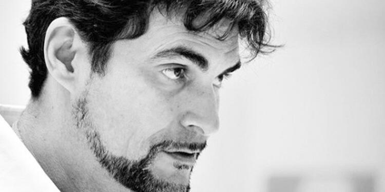 El presentador relató una rara situación que vivió en su apartamento en horas de la noche.