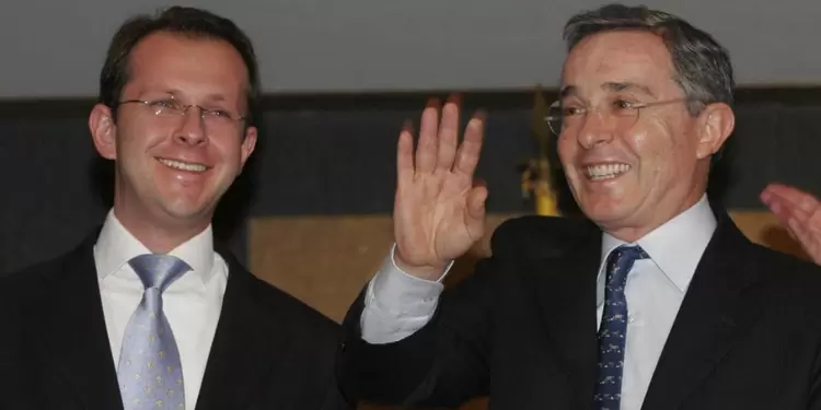 Andrés Felipe Arias y Álvaro Uribe Andrés Felipe Arias y Álvaro Uribe