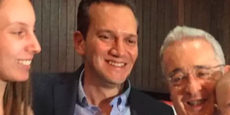 La foto familiar que desató los comentarios del senador Gustavo Petro
