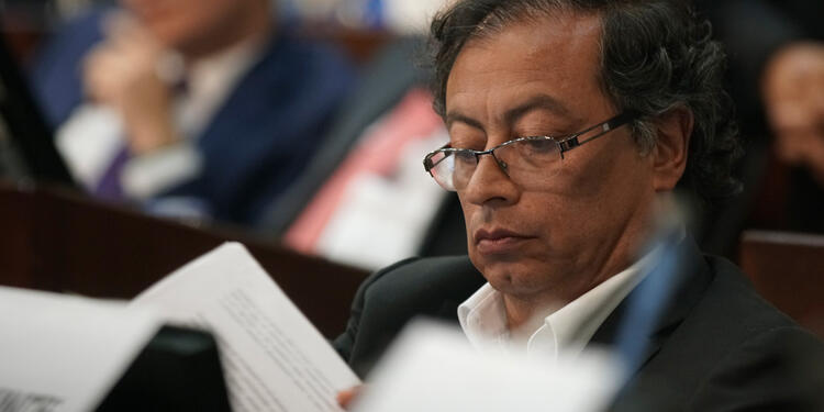 Gustavo Petro, congresista