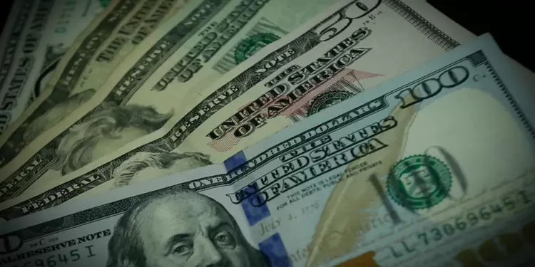 Dolares Dolares