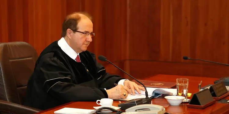 Leonidas Bustos, expresidente de la Corte Suprema de Justicia Leonidas Bustos, expresidente de la Corte Suprema de Justicia