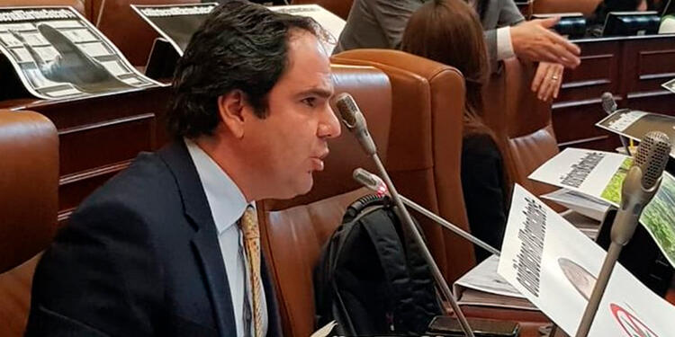 Gabriel Vallejo, representante a la Cámara