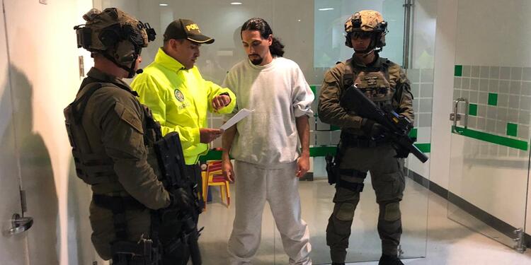 David Murcia Guzmán, en el proceso de registro con Migración Colombia, en Bogotá