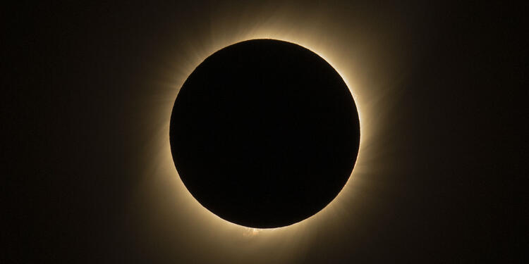 Eclipse solar