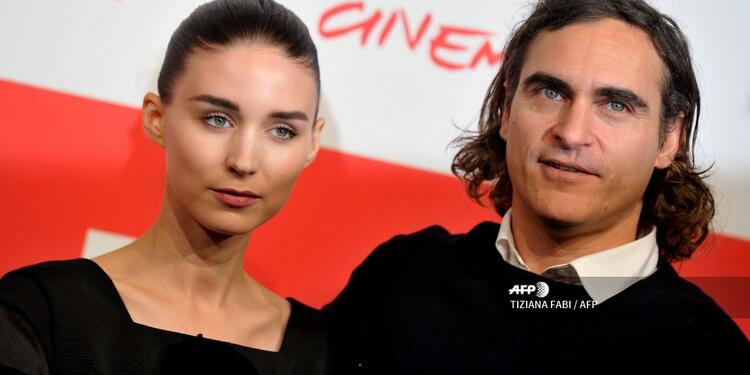 Joaquin Phoenix y Rooney Mara se comprometen