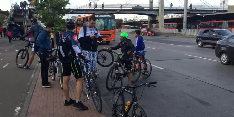 Ciclistas en Bogotá
