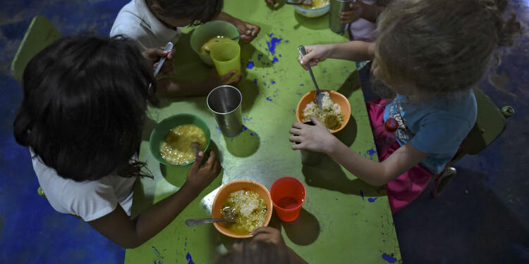 Crisis en Venezuela afecta a niños. Crisis en Venezuela afecta a niños.