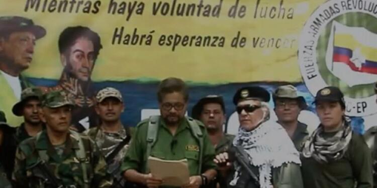 Así anunciaron Iván Márquez y Jesús Santrich la conformación de una nueva guerrilla.
