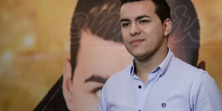 Yeison Jiménez ahora tiene para camionetas de más de $200 millones. Hace 4 años, cuando no era tan famoso, Yeison Jiménez fue contratado prácticamente a la fuerza para dar un concierto privado.