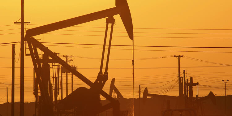 Fracking para extraer hidrocarburos.