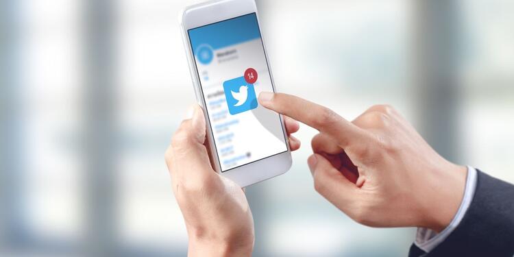 Twitter Twitter