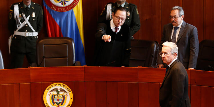 El expresidente Álvaro Uribe en la Corte Suprema de justicia, el 29 de julio de 2016