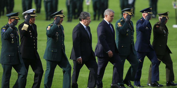 Carlos Holmes Trujillo en la ceremonia de posesión como nuevo Mindefensa