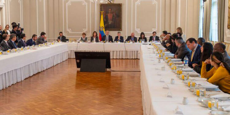 Reunión del Gobierno con el Comité del Paro Reunión del Gobierno con el Comité del Paro