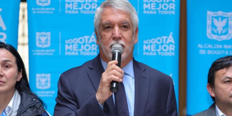Enrique Peñalosa, alcalde de Bogotá Enrique Peñalosa, alcalde de Bogotá