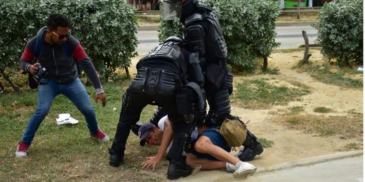 Periodista agredido
